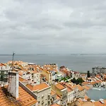 Graça Riverview Terrace Apartment